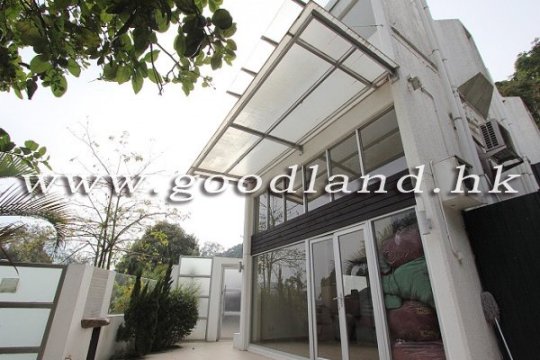 西貢村屋出售｜花園及海景｜1400呎 售1600萬