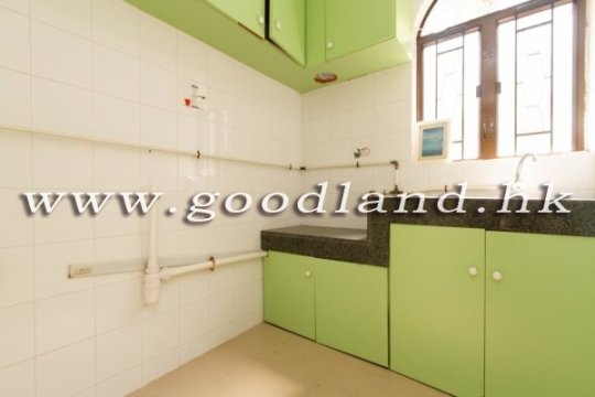 清水灣花園實用村屋出售