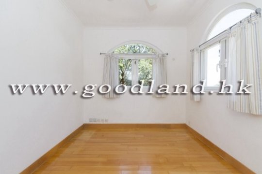 清水灣獨立私家泳池村屋出售