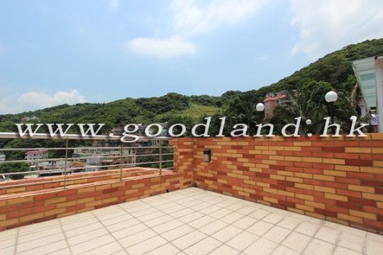 【清水灣花園村屋出售】天台・品味裝修