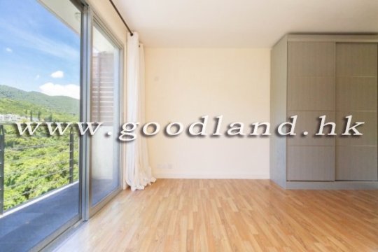 【清水灣品味裝修村屋出售】綠景・實用家庭佈局