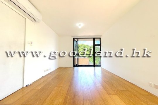 【清水灣花園村屋出售】獨立屋身・私人花園