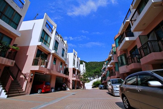 Clear Water Bay Garden House For Sale