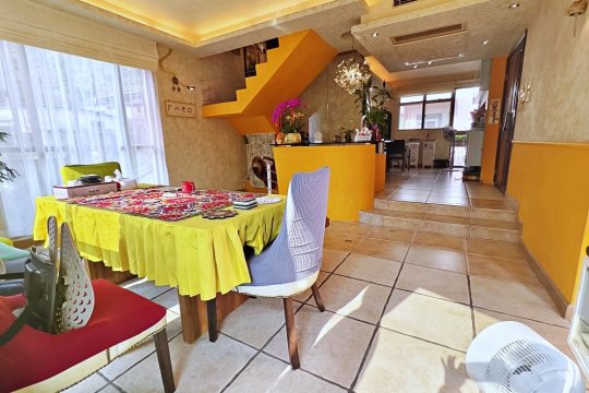 Clear Water Bay Garden House For Sale