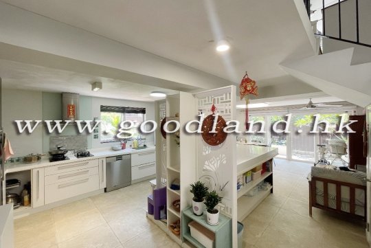西貢屋苑村屋｜外籍人士熱門屋苑・住客泳池・優美環境