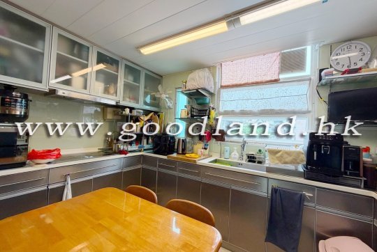 西貢御花園別墅出售｜入場總價吸引・屋苑泳池・優質住宅